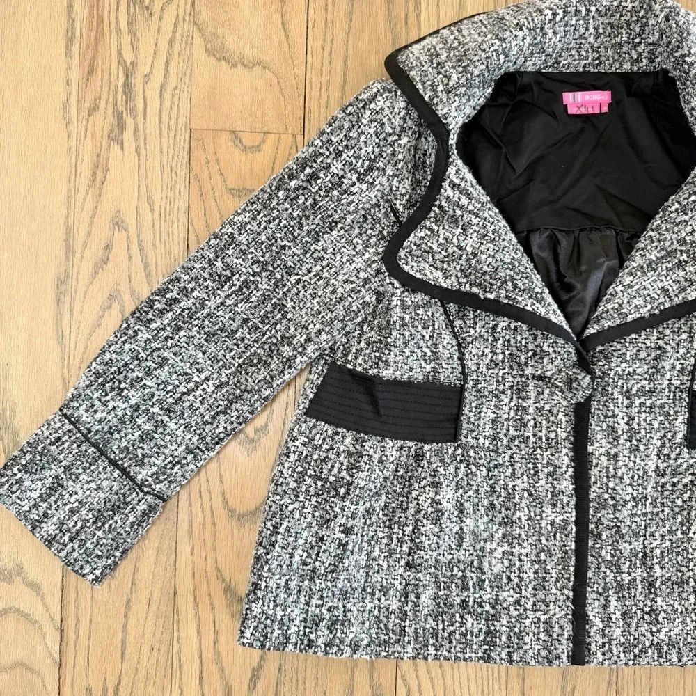 BCBGirls Stylish Tweed Black and Gray Jacket Size - Picture 3 of 15